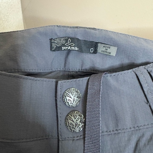 Prana Halle Pants Womens 0 Black Stretch Roll Up Hiking Travel Outdoor Pockets - Picture 2 of 3